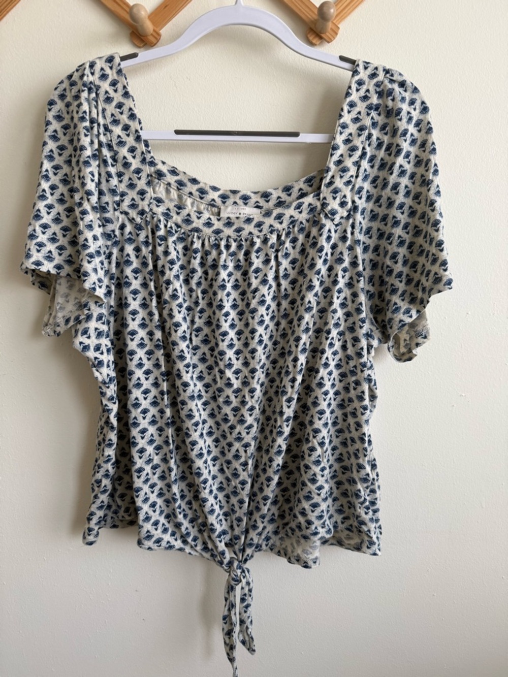 Lucky Brand Square Neck knot tie Top